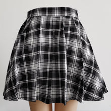 Load image into Gallery viewer, Plaid Pleated Skirt