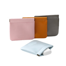 Load image into Gallery viewer, Bijou Accessory Purse
